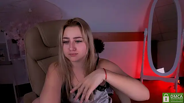 Lulu   Moon online show from 01.12.26