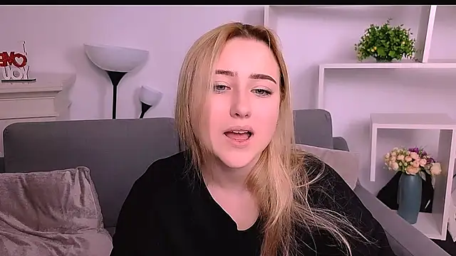 Lulu   Moon online show from 03.01.26