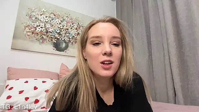 AIicaparkerc online show from 02.02.26