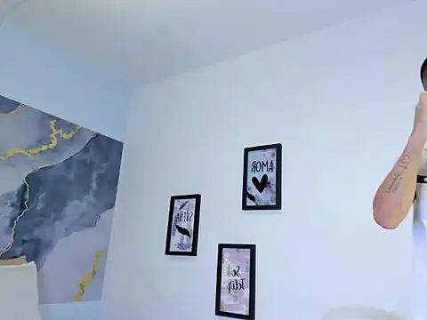 latin crissex online show from 11.13.25