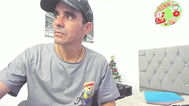 Sofi And Santy online show from 01.11.26