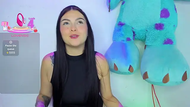 PrincessTiff online show from 11.04.25