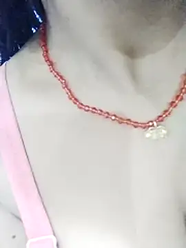 kiara-simmi online show from 11.26.25