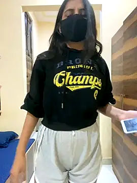 deepikaa aroraa online show from 11.22.25