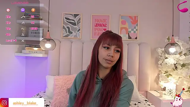 Isabella  gonzalez  online show from 11.25.25