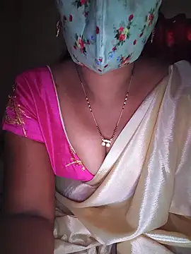 Snapshot of Best_Kannada_Couple chatting on 10.24.25 Best Kannada Couple online show from 10.24.25