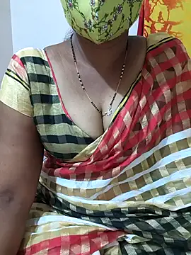 Snapshot of Best_Kannada_Couple chatting on 11.10.25 Best Kannada Couple online show from 11.10.25