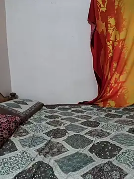 Snapshot of Best_Kannada_Couple chatting on 12.22.25 Best Kannada Couple online show from 12.22.25