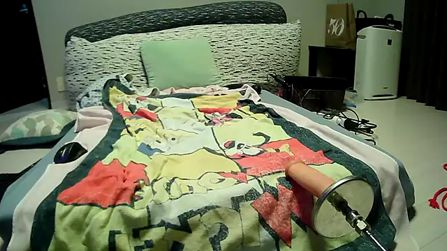 inranranko1919 online show from 10.31.25