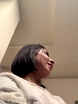 AlyssaRay online show from 01.10.26