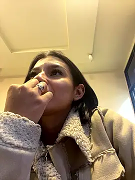 AlyssaRay online show from 03.24.26