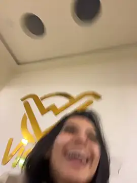 AlyssaRay online show from 04.17.26