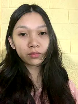 linh-lan1 online show from 10.24.25