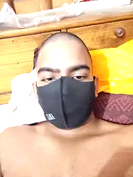 delhi  man 1 online show from 10.25.25