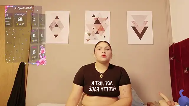 Snapshot of chubbykinkyygirl chatting on 07.18.26 chubbykinkyygirl online show from 07.18.26