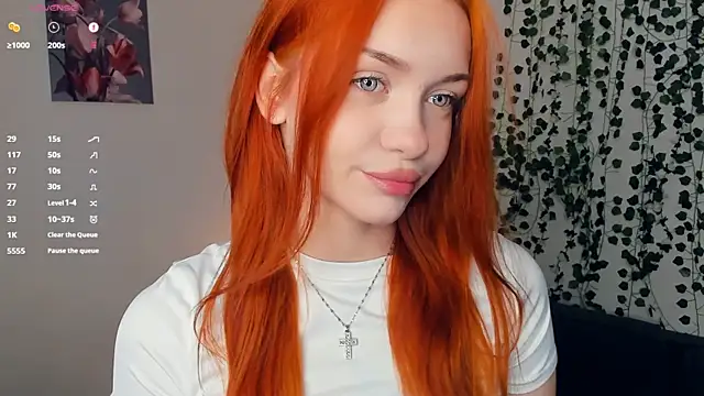 Snapshot of Foxy_blush chatting on 11.22.25 Foxy blush online show from 11.22.25