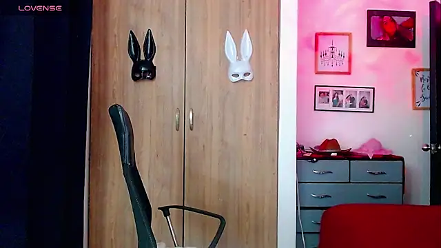 Sofiabigcock22 online show from 12.18.25