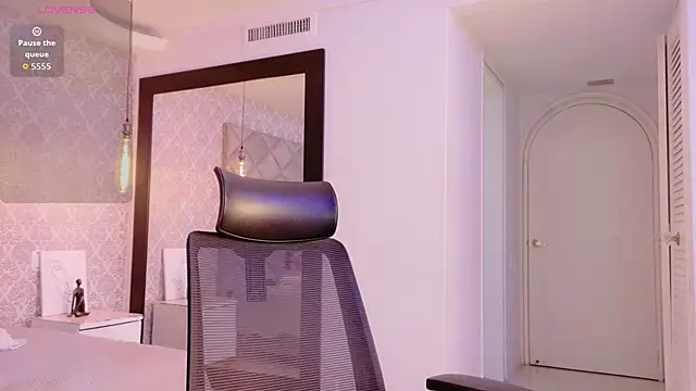 Snapshot of CARO_ADAMS1 chatting on 02.11.26 CARO ADAMS1 online show from 02.11.26