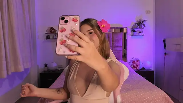 MIACUTEE  online show from 01.15.26