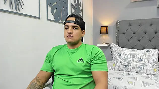 violeta and maxx online show from 11.28.25