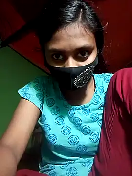 Snapshot of Night_Queen20 chatting on 10.20.25 Night Queen20 online show from 10.20.25