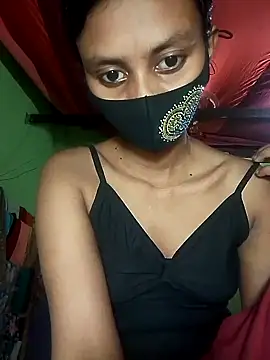 Snapshot of Night_Queen20 chatting on 10.28.25 Night Queen20 online show from 10.28.25