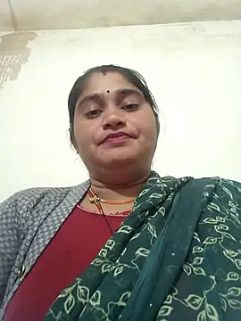 Meena 8 online show from 11.07.25