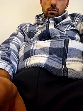 Snapshot of Arf097 chatting on 10.12.25 Arf097 online show from 10.12.25