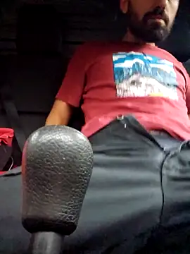 Snapshot of Arf097 chatting on 11.15.25 Arf097 online show from 11.15.25