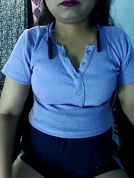 Model Show01 online show from 11.17.25