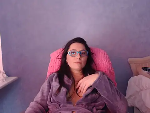 Snapshot of LuckyLisa23 chatting on 02.21.26 LuckyLisa23 online show from 02.21.26