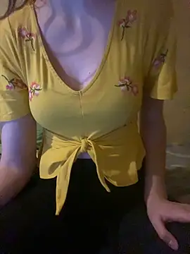 Snapshot of KittieCreme chatting on 01.05.26 KittieCreme online show from 01.05.26