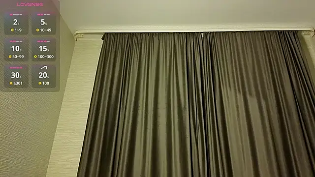 MissPompadure online show from 02.05.26