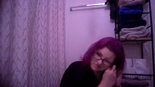 CloudyCockTeaser online show from 04.17.26