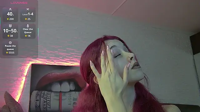 ArielFoxy online show from 12.20.25