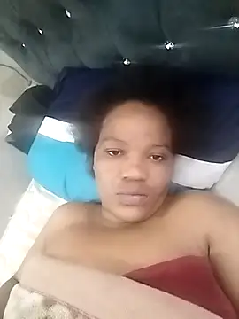 CaramelBoootie online show from 11.14.25