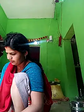 Karishma cute online show from 12.04.25