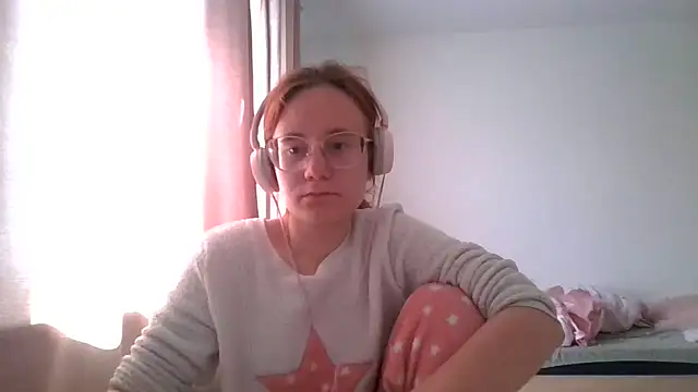 LuckySLove online show from 06.22.26
