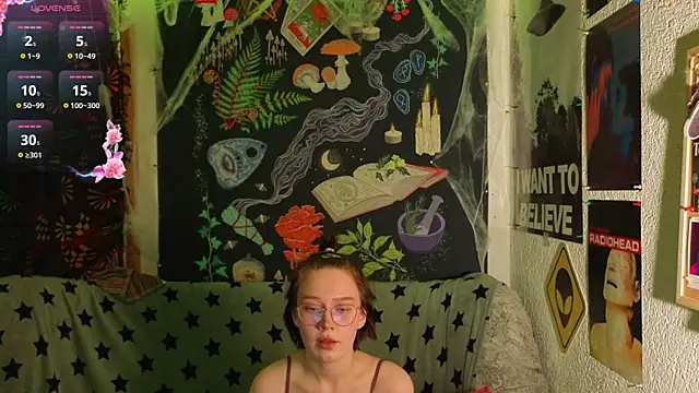 ReincarnatedAngel online show from 11.27.25