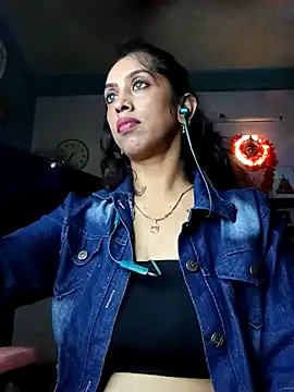 Darling Annie online show from 12.19.25