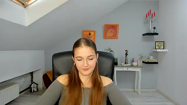 AnneWilsonn online show from 11.06.25