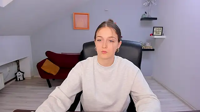 AnneWilsonn online show from 04.02.26