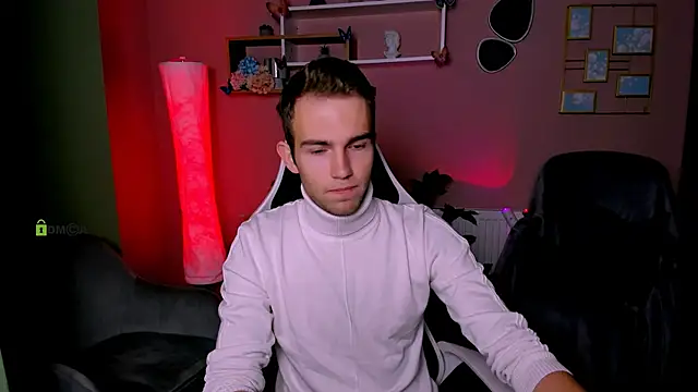 Snapshot of astren_villo chatting on 11.16.25 astren villo online show from 11.16.25