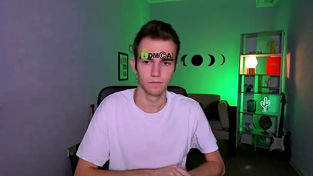 Snapshot of astren_villo chatting on 12.03.25 astren villo online show from 12.03.25