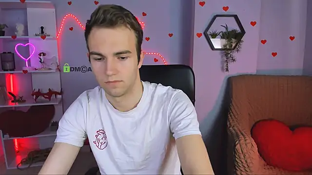 astren villo online show from 04.14.26