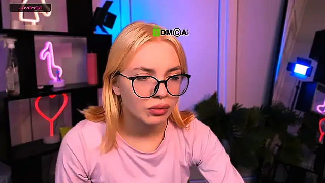 sendi cais online show from 12.17.25