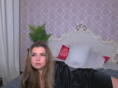 Samantha Cole online show from 12.20.25