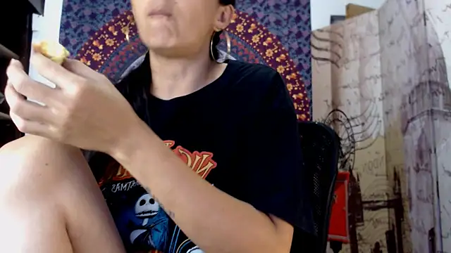 Lucyy Naugthy online show from 02.13.26