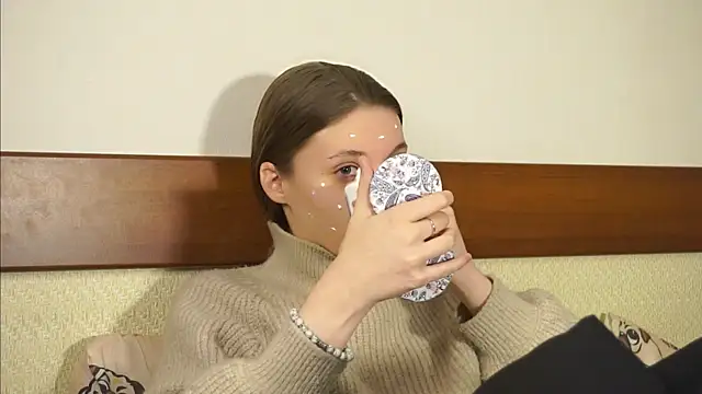 RoslynArcuo online show from 11.15.25