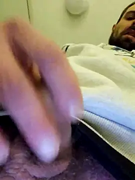 Snapshot of PopularArgument46 chatting on 04.14.26 PopularArgument46 online show from 04.14.26